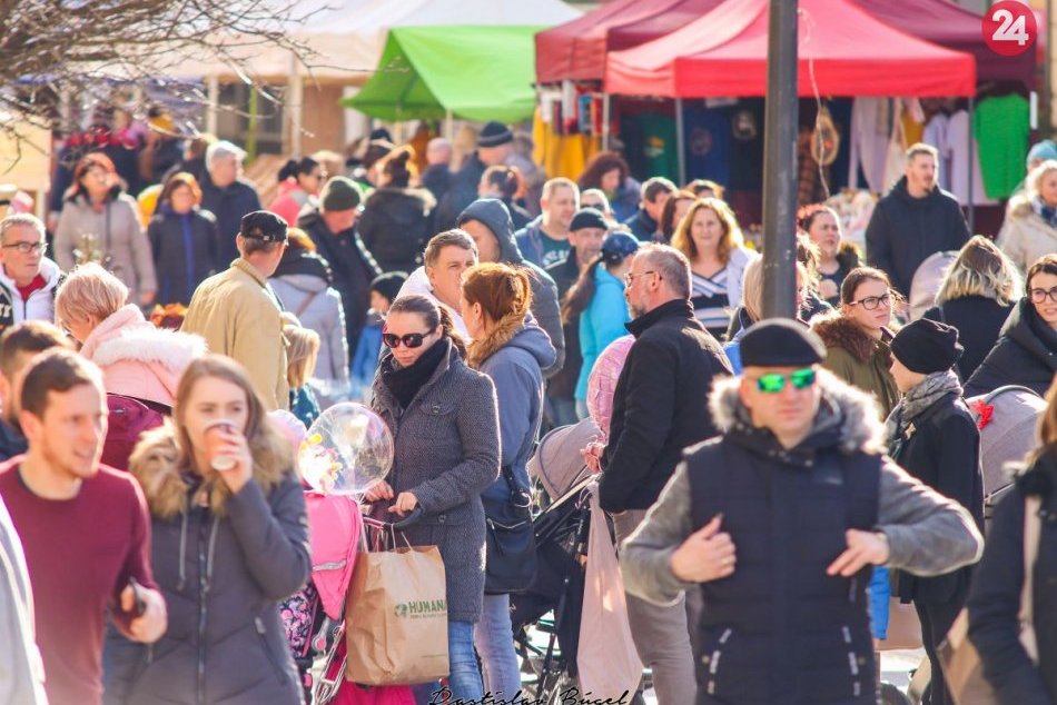 Ilustračný obrázok k článku Nitra, mesto SLOBODNÝCH? Manželstvu pod Zoborom neholduje polovica obyvateľov