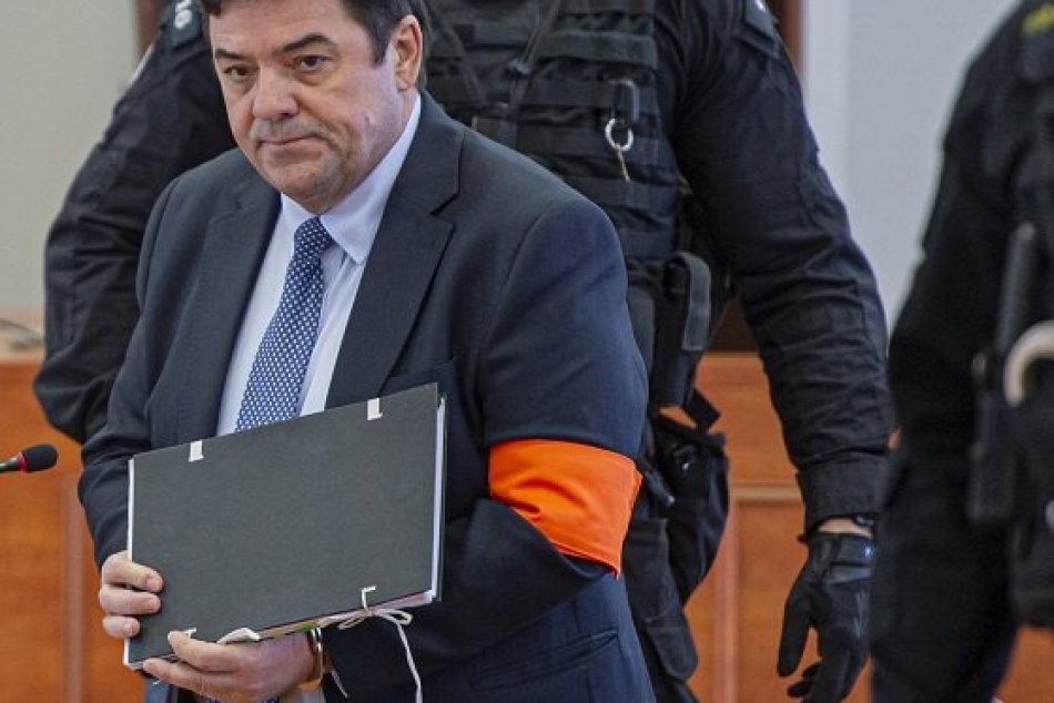 Ilustračný obrázok k článku Na Kočnera sa to sype: Obvinili ho v kauze Technopol Servis, na ktorú upozornil Kuciak