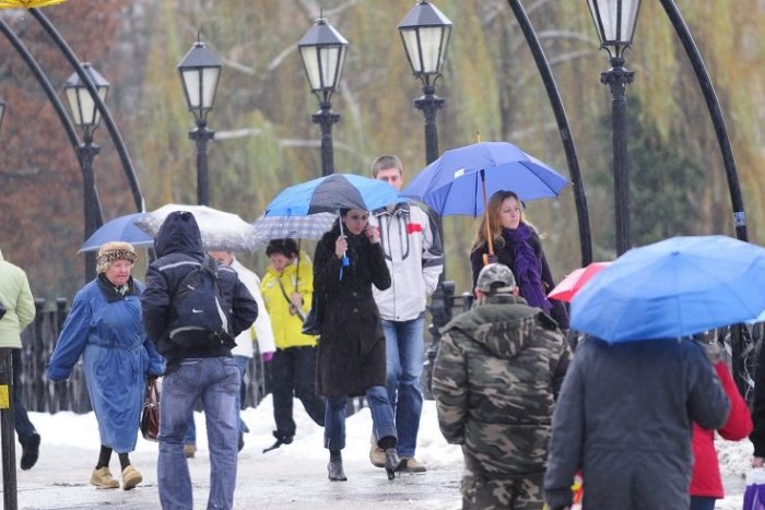 Ilustračný obrázok k článku Do Európy mieri ďalšia víchrica, Jorge bude patriť k najsilnejším. Ako bude u nás?