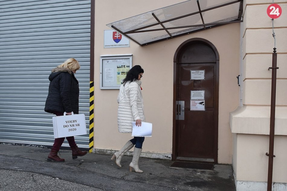 Ilustračný obrázok k článku Voľby za mrežami: Svoj hlas môže odovzdať viac ako 10-tisíc obvinených a odsúdených