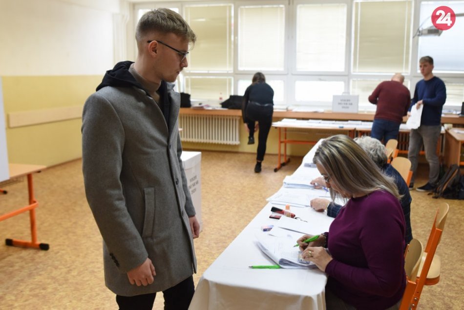 Ilustračný obrázok k článku Voľby starostu vo Veľkej Hradnej: Mená kandidátov