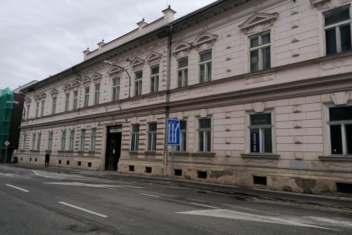 Ilustračný obrázok k článku V akej budove by mohol vzniknúť Rómsky dom a sídlo Romathanu?