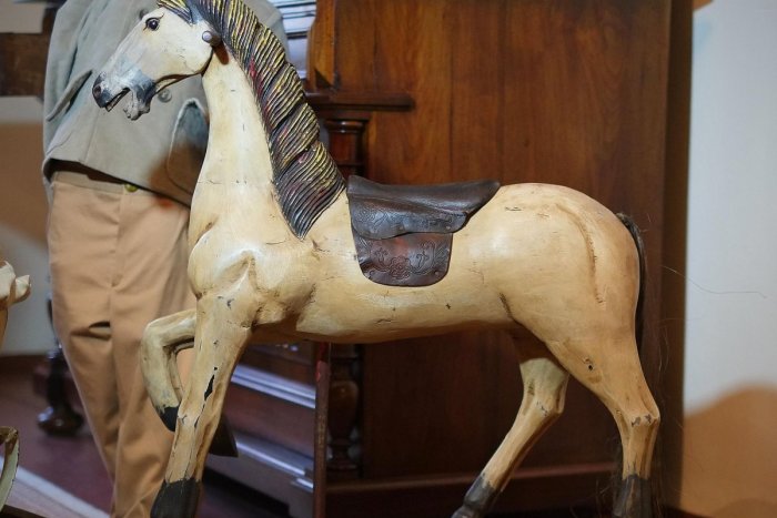 Ilustračný obrázok k článku Koníky aj spoločenské hry. Vo Zvolene môžete obdivovať prototypy drevených hračiek