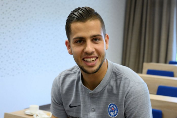 Ilustračný obrázok k článku Československá LÁSKA: Futbalista Hancko sa zamiloval do tenisovej krásky! FOTO