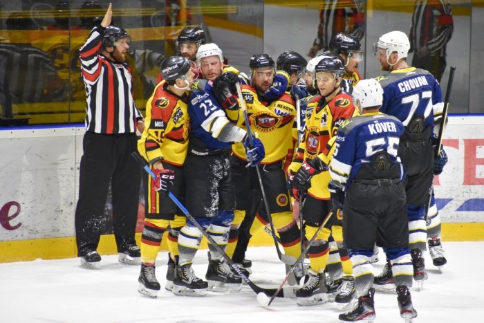 Ilustračný obrázok k článku Hokejisti pokračujú v ťažení: Na domácom ľade rozstrieľali Spišskú Novú Ves