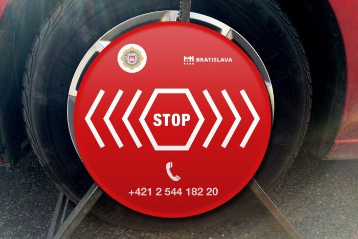 Ilustračný obrázok k článku Záťah na naše peňaženky alebo reakcia na požiadavku verejnosti? Mestskí policajti začali riešiť priestupky ráznejšie