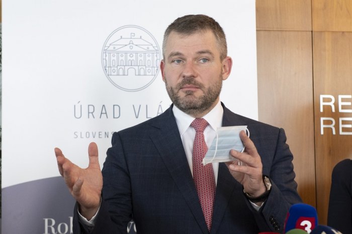 Ilustračný obrázok k článku Pellegrini narovinu: Chorých bude pribúdať, nemusíme to zvládnuť