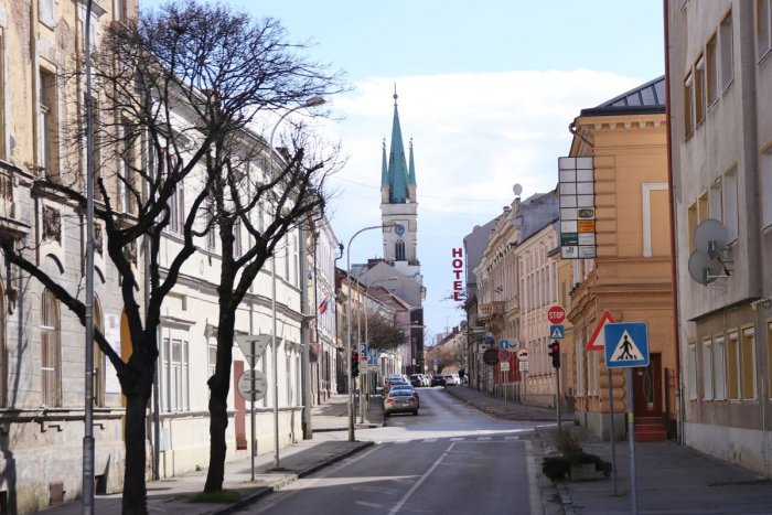 Ilustračný obrázok k článku Nitru čakajú ďalšie odstávky elektriny: Tieto ULICE budú v januári bez prúdu