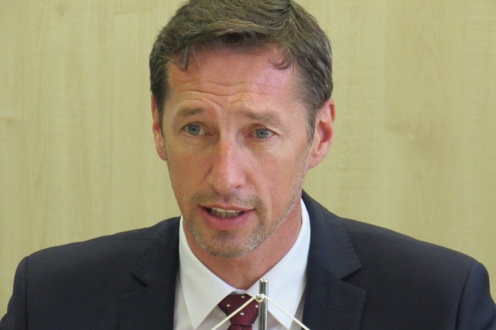 Ilustračný obrázok k článku Koronavírus: Radikálne kroky PSK a príkaz župana nemýliť si karanténu s voľným časom!