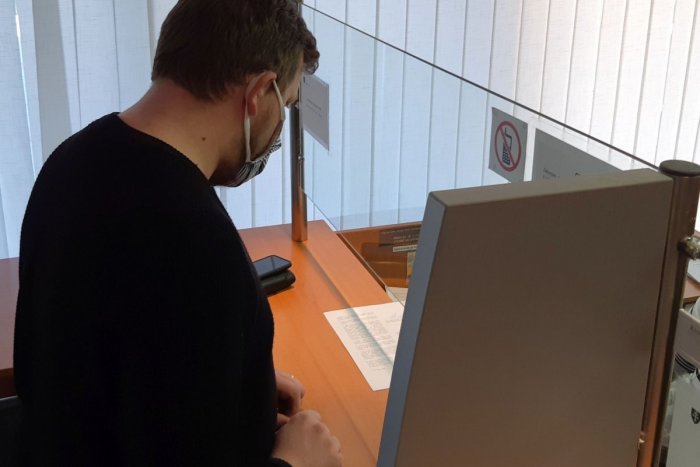 Ilustračný obrázok k článku Koronavírus: Pre Zvolenčanov bude platiť v MHD aj na úradoch nová povinnosť