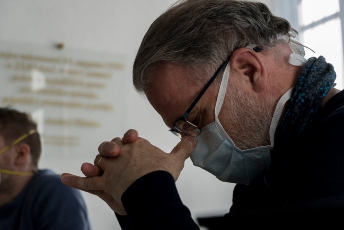 Ilustračný obrázok k článku Nová vlna opatrení v Ružomberku: Ako to bude so svadbami a pohrebmi?