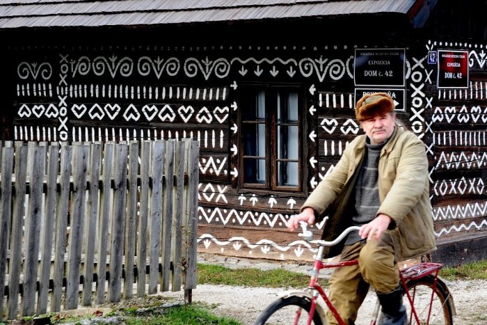 Ilustračný obrázok k článku Galéria slávy unikátnej obce: Čičmany spomínajú aj na svojich velikánov