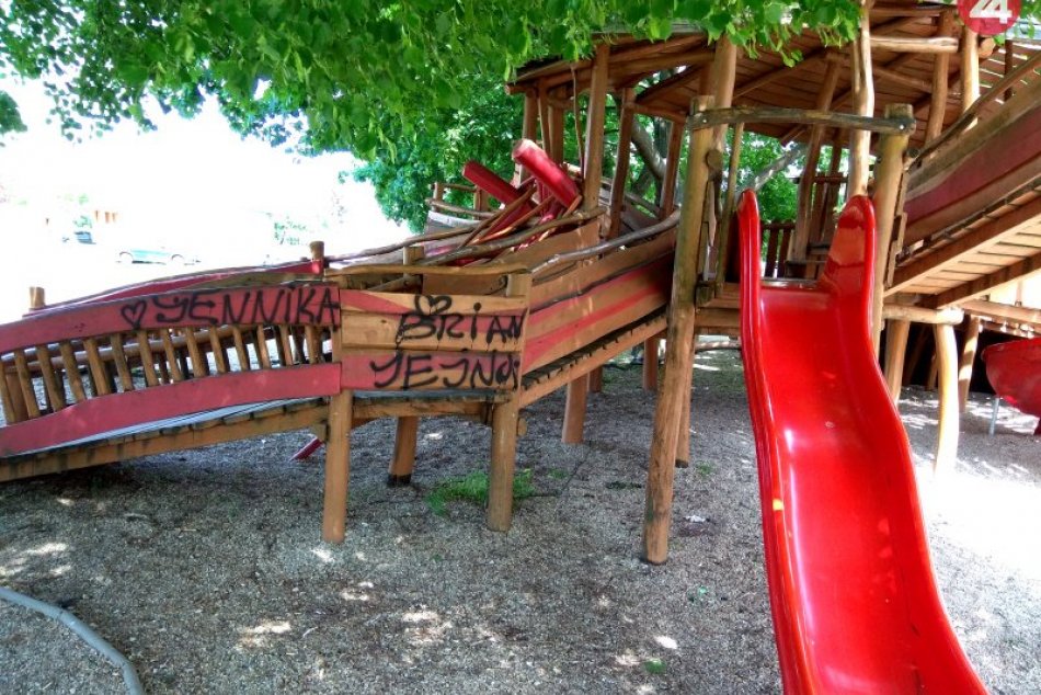 Ilustračný obrázok k článku Mesto si zoberie do parády detské ihriská: Pribudnú preliezačky aj pieskovisko