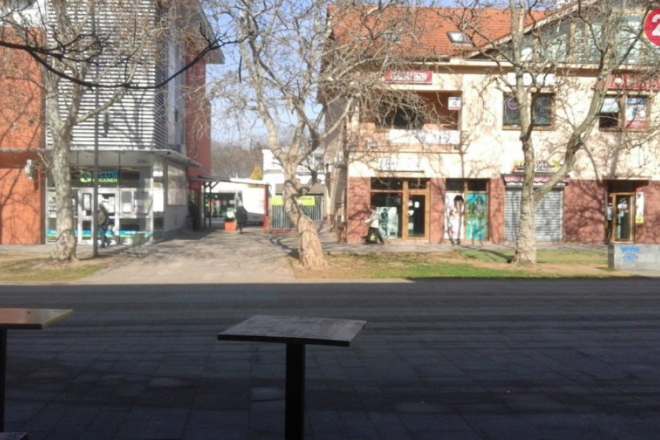 Ilustračný obrázok k článku Život sa vráti aj do ulíc Šale! Otvárať sa konečne budú nielen obchody