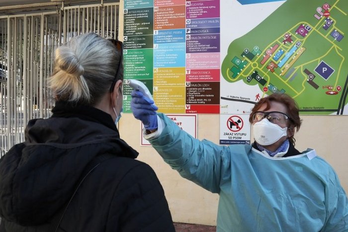 Ilustračný obrázok k článku Prípad troch lekárov v karanténe: Aktuálne info od popradskej epidemiologičky