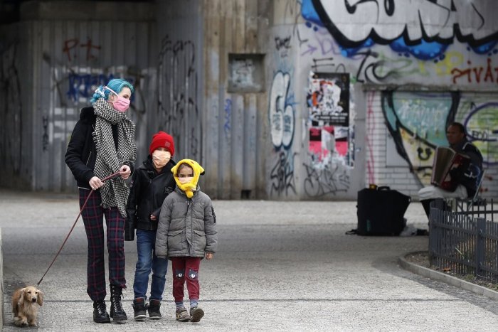 Ilustračný obrázok k článku Koronavírus: Nakazená rodina z Kittsee je už v poriadku