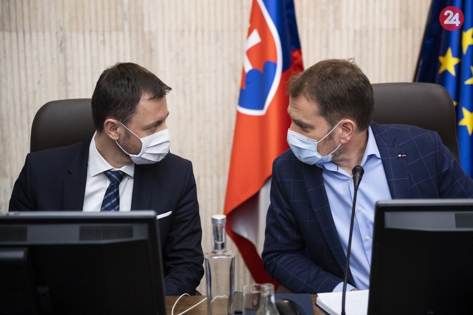 Ilustračný obrázok k článku Vláda schválila rozšírenie núdzového stavu! V pohotovosti musia byť všetci lekári bez rozdielu