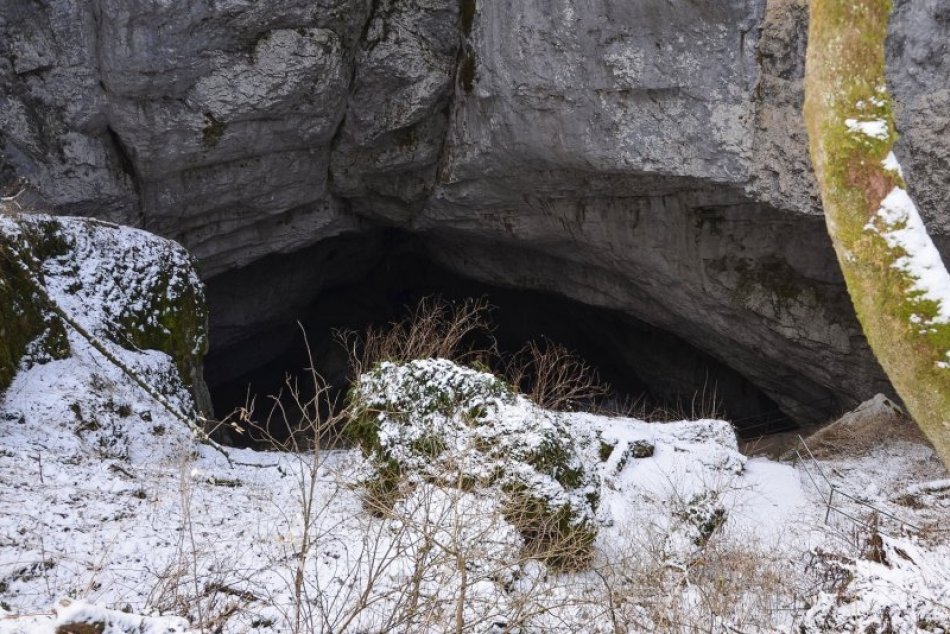 Ilustračný obrázok k článku Príroda sa prebúdza aj pri Silickej ľadnici: FOTO z krásneho kúta Gemera