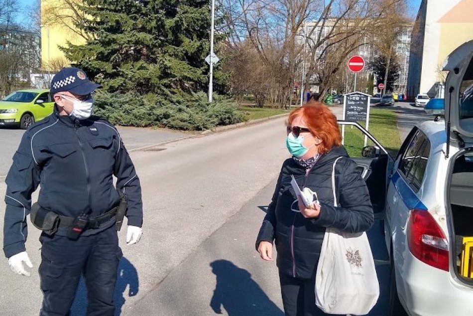 Ilustračný obrázok k článku PRIESKUM pre Covid19: Čo si myslia Slováci o obmedzeniach?