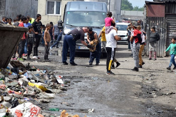 Ilustračný obrázok k článku Matovič: Ak koronavírus vypukne vo veľkom, tak to bude v rómskych osadách