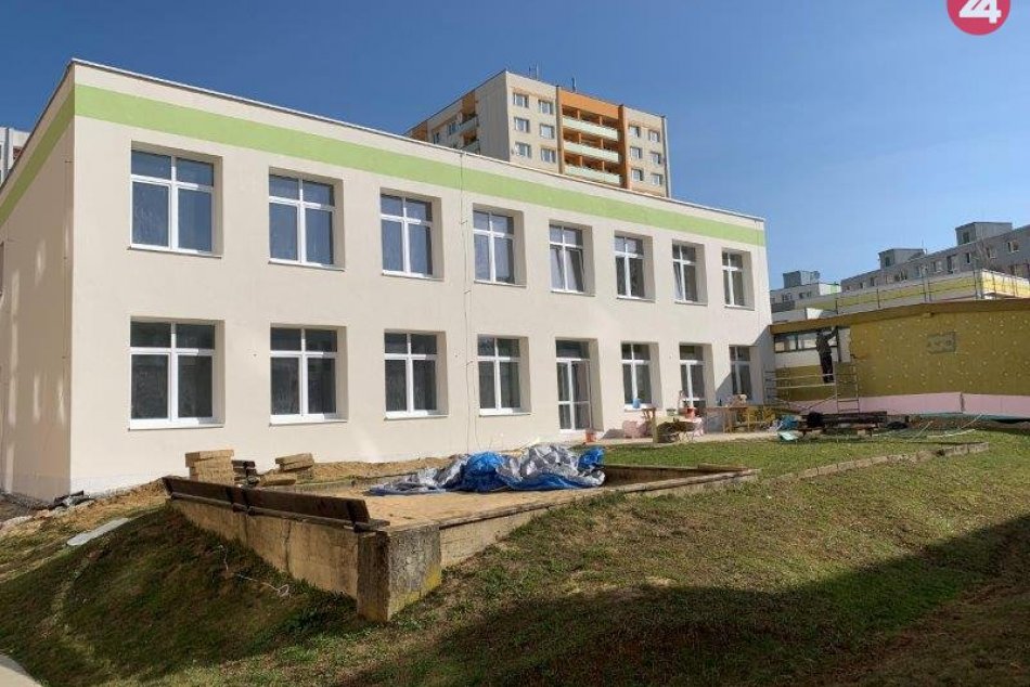 Ilustračný obrázok k článku V Bystrici vládne napriek koronavírusu čulý ruch: Škôlkari sa vrátia do nového