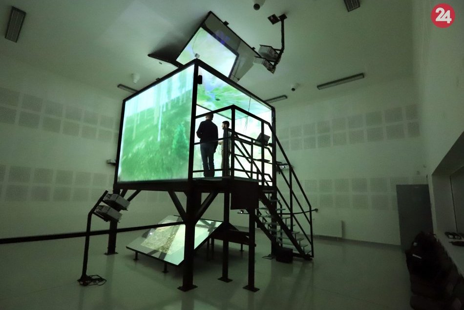 Ilustračný obrázok k článku Vo Zvolene máme slovenský unikát: Počuli ste už o virtuálnej jaskyni? FOTO