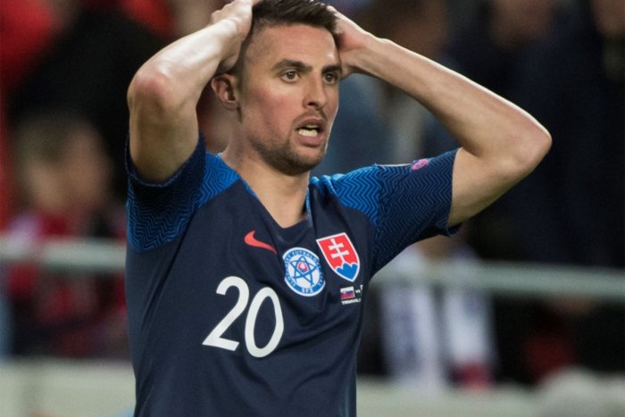 Ilustračný obrázok k článku Bleskový koniec Maka v tureckom klube. Dohnal ho k tomu koronavírus!