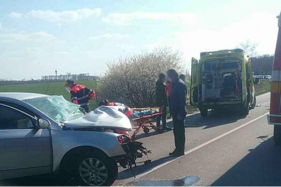 Ilustračný obrázok k článku Tragédia neďaleko Nitry: Pri zrážke vyhasli tri ľudské životy