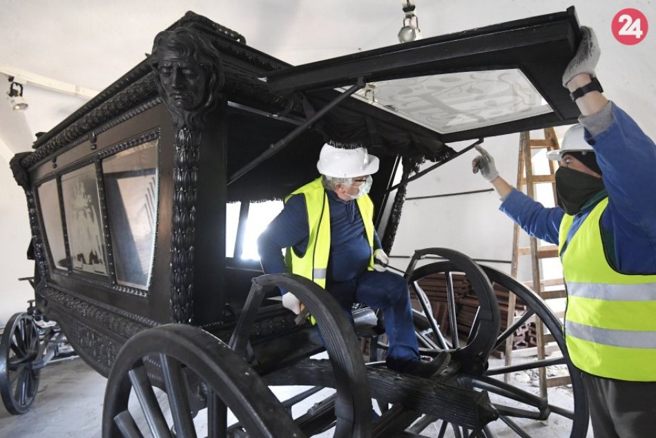 Ilustračný obrázok k článku Rekonštrukčné práce na hrade Krásna Hôrka pokračujú: FOTO priamo z miesta!