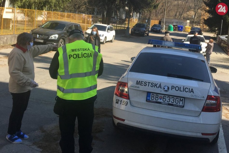 Ilustračný obrázok k článku Mesto zriadilo špeciálny účet: Aj vy môžete prispieť Bystričanom odkázaným na pomoc