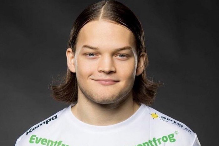 Ilustračný obrázok k článku Slovenský florbalista vo Švajčiarsku to POVEDAL na rovinu: S rúškom tu nevidím nikoho!