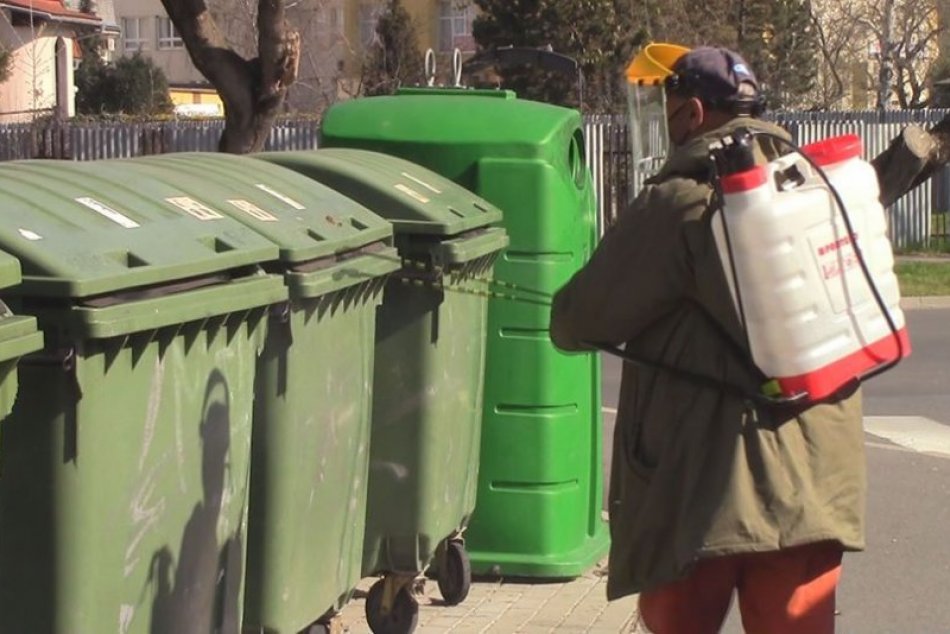 Ilustračný obrázok k článku Koronavírus: Mesto začalo s dezinfekciou, FOTO