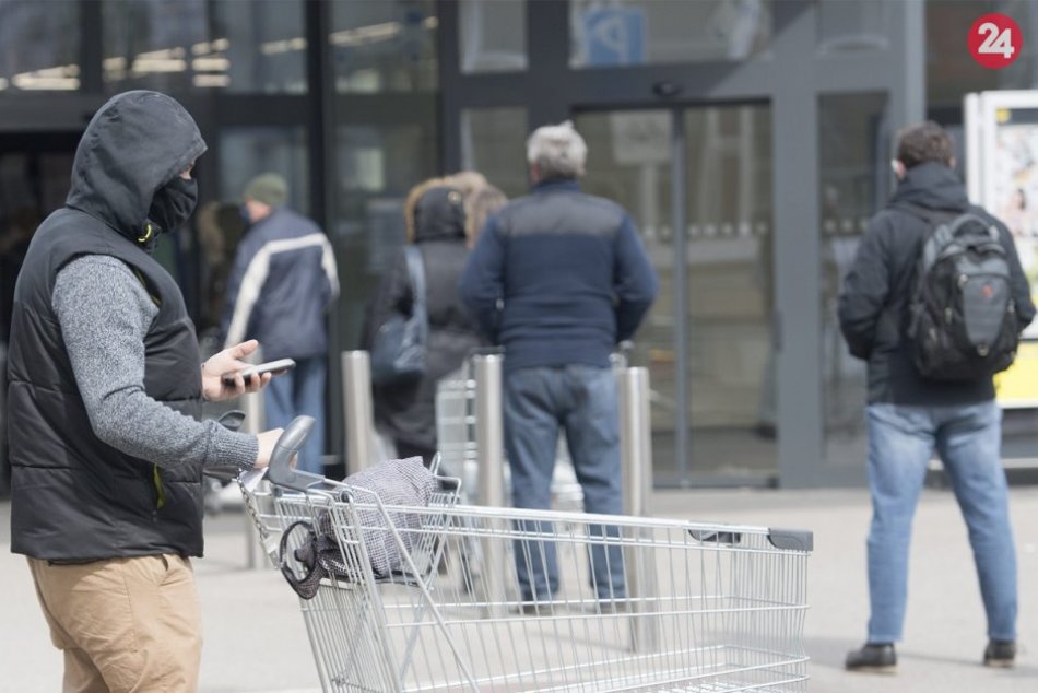 Ilustračný obrázok k článku HLASUJTE: 10 obmedzení, ktoré nám rozbili život. Ktoré vám pije najviac krv?