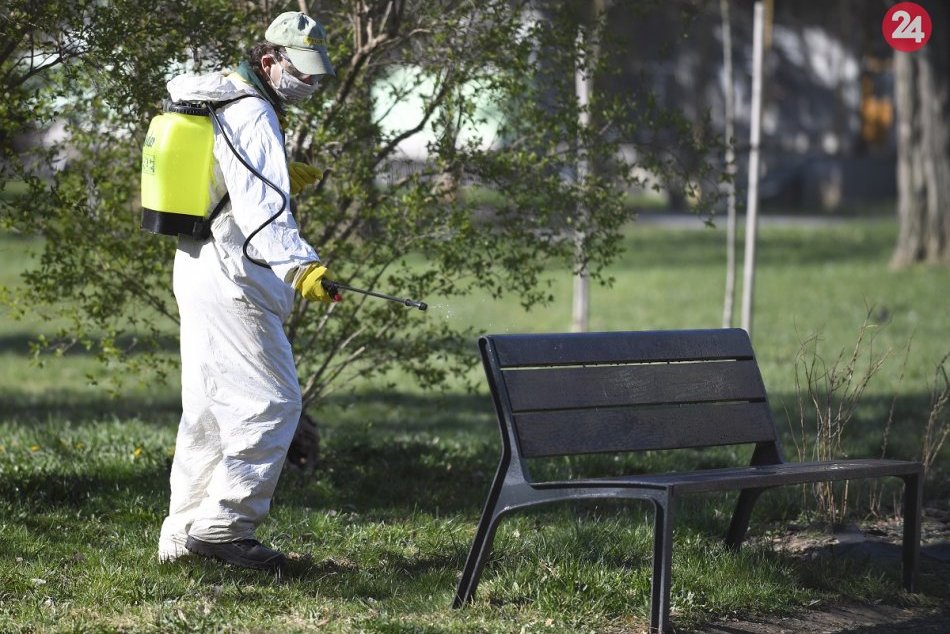 Ilustračný obrázok k článku V Lučenci nasadia aj dezinfekciu oxidom chloričitým: Kedy sa s ňou začne?