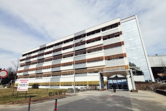 Ilustračný obrázok k článku Aktuálna situácia v nemocnici: Hospitalizované sú desiatky pacientov s covidom