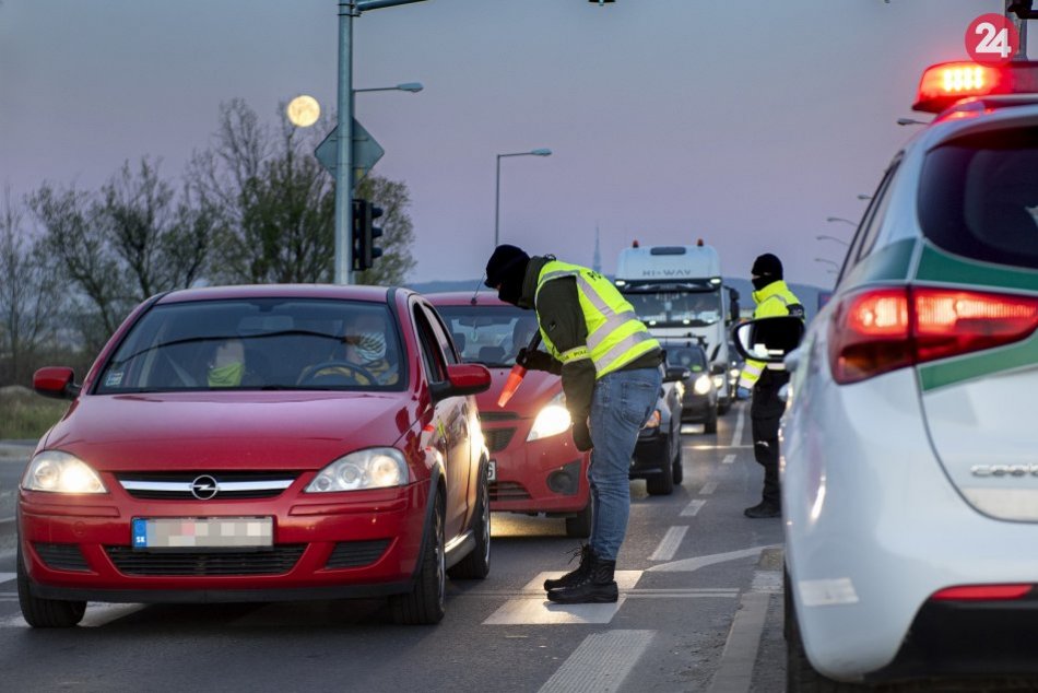 Ilustračný obrázok k článku Obmedzenie pohybu vstúpilo do platnosti: TAKTO postupovať, ak pracujete v Dusle