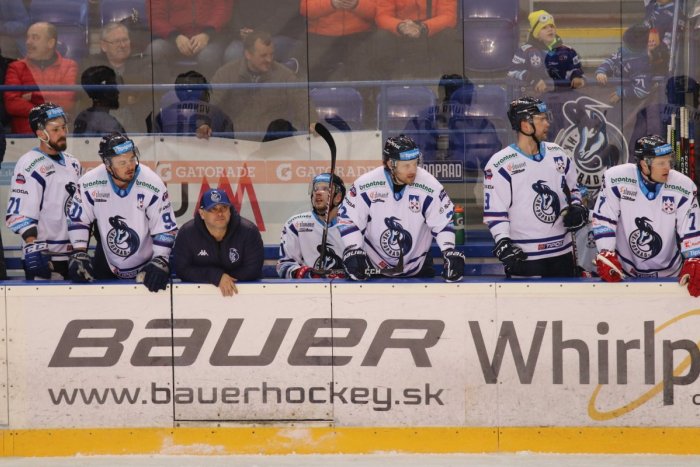 Ilustračný obrázok k článku V hokejovom Poprade to robia INAK! Hráčom nerušia zmluvy