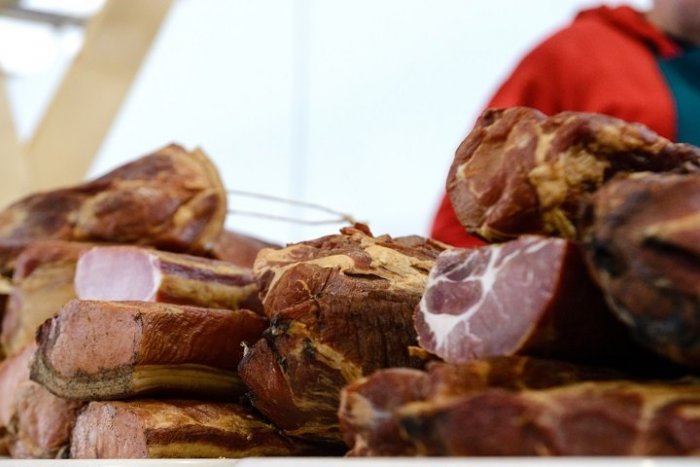 Ilustračný obrázok k článku Slováci prichádzajú na chuť tradičným mäsovým výrobkom bez konzervantov