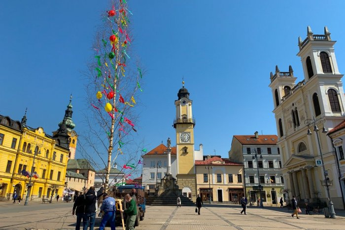 Ilustračný obrázok k článku Veľkonočné trhy v Bystrici boli zrušené. Mesto však zachovalo jednu tradíciu
