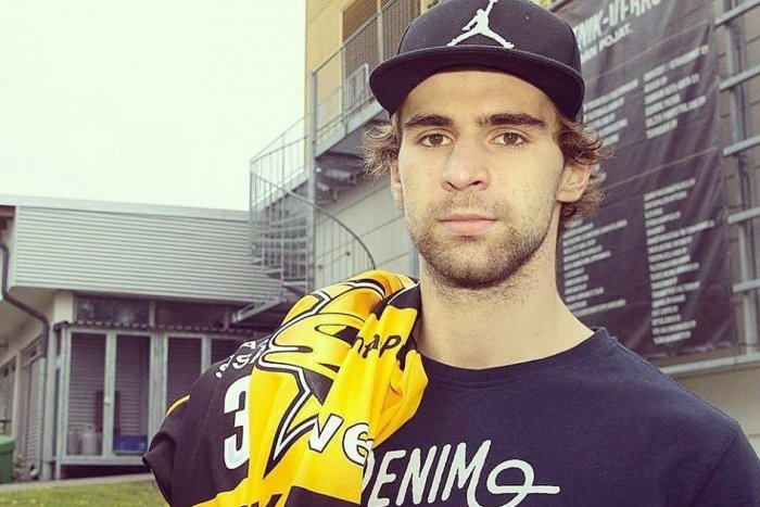 Ilustračný obrázok k článku Slovenský hokejista sa ozval z Fínska: Len minulú sobotu tu zatvorili bary a diskotéky!