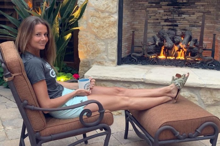 Ilustračný obrázok k článku Federer môže len závidieť: Hantuchová vylepšila jeho výzvu a zapinkala si v lodičkách, VIDEO