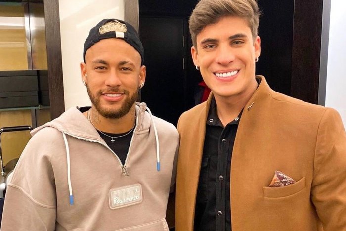 Ilustračný obrázok k článku Rozruch v rodine Neymara: Jeho mama zbalila 22-ročného modela! FOTO