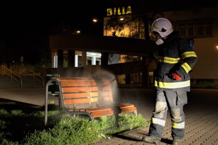 Ilustračný obrázok k článku Samospráva Karlovej Vsi: Dezinfekcia verejných priestranstiev je zbytočná