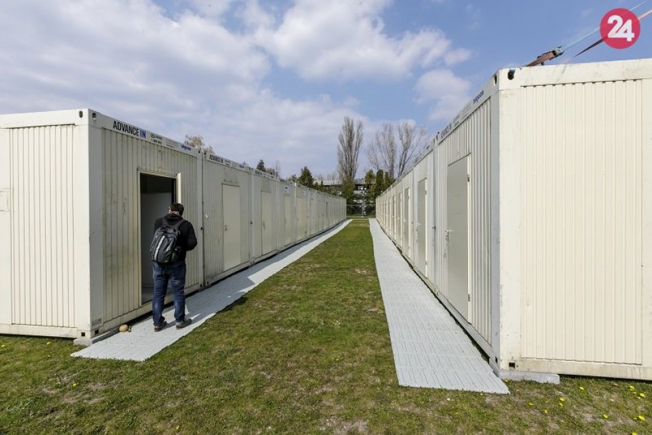 Ilustračný obrázok k článku Riešenie pre nakazených ľudí bez domova: V Bratislave otvorili karanténne mestečko