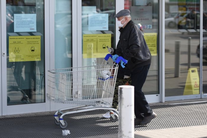 Ilustračný obrázok k článku Tvrdé slová analytikov: Ak nezačneme otvárať prevádzky, budeme svedkami krachu krajiny