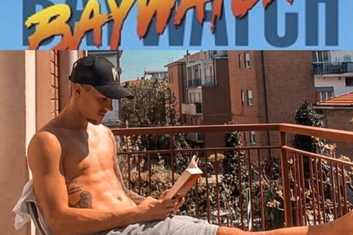 Ilustračný obrázok k článku Slovenský futbalista vytiahol vtip veľkého kalibru: Haraslín sa doma hral na BAYWATCH!