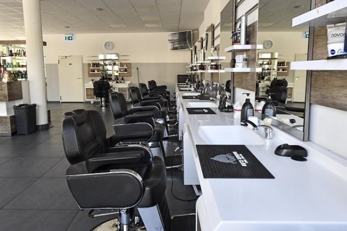 Ilustračný obrázok k článku Platenie poistného za apríl má byť odpustené: Kto má naň nárok a za akých podmienok?