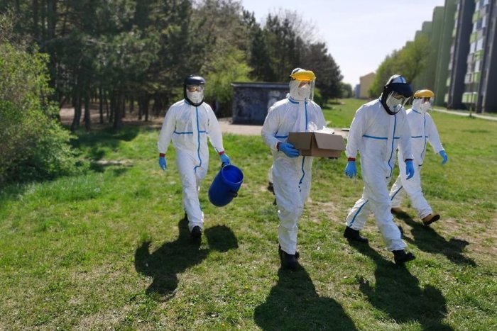 Ilustračný obrázok k článku Trnava opäť lídrom!  Ako prvé mesto na Slovensku testujeme ľudí bez domova na koronavírus, GALÉRIA