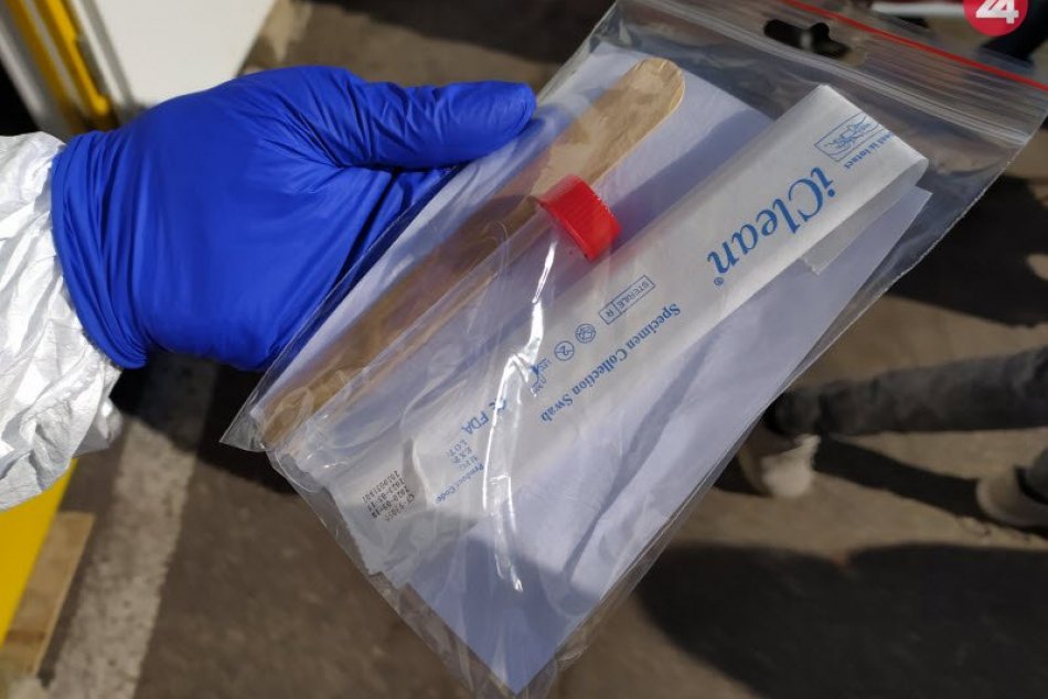 Ilustračný obrázok k článku V ubytovni pri Nitre potvrdili koronavírus u 19 ľudí: Ostávajú v izolácii