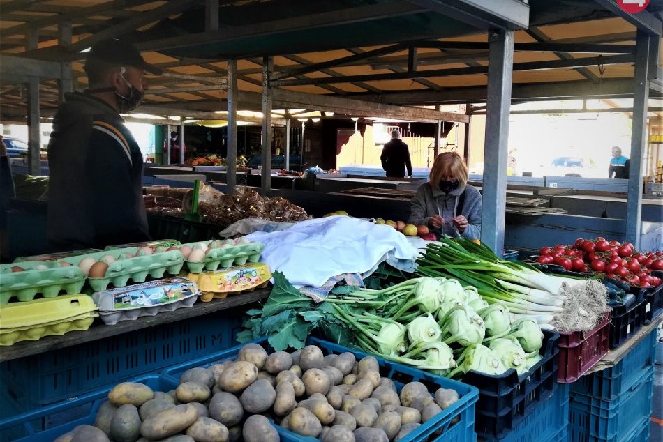 Ilustračný obrázok k článku Petržalčania môžu opäť nakúpiť na trhovisku na Mlynarovičovej ulici